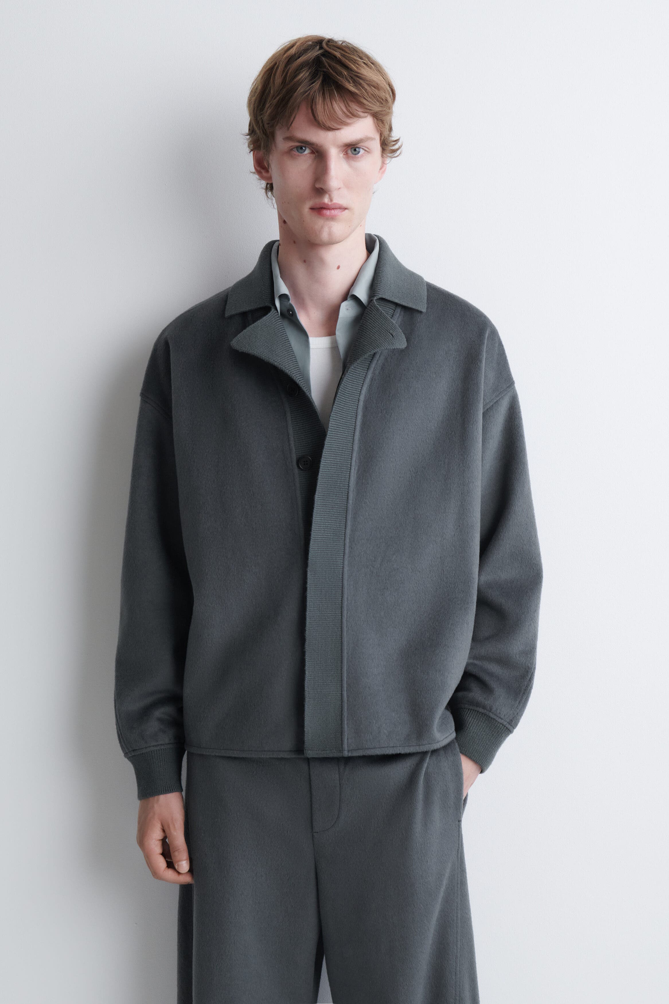 selected STEEL GRAY