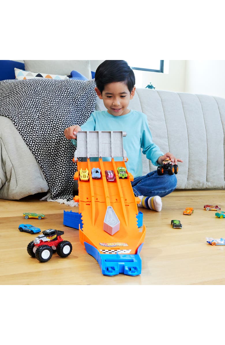 Hot Wheels Monster Trucks<sup>™</sup> Playset, Alternate, color,
