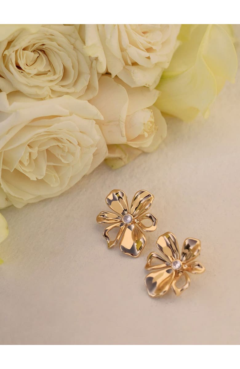 Ettika Petals Stud Earrings, Alternate, color, Gold