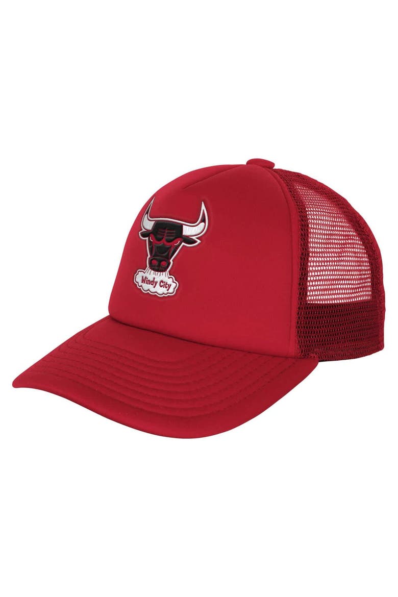 Youth Mitchell & Ness Red Chicago Bulls Core Evergreen Trucker Adjustable Hat, Main, color, Red