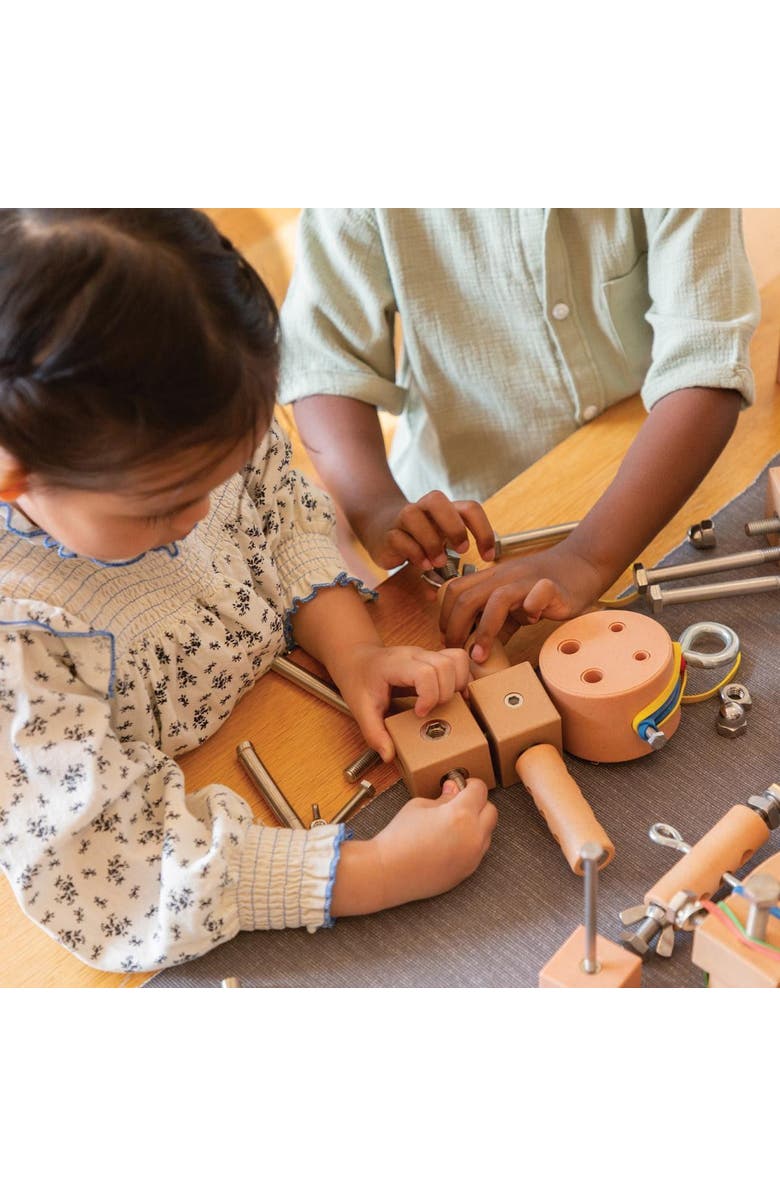 Kaplan Early Learning Company Random Robots Loose Parts STEM Kit, Alternate, color, Multicolored