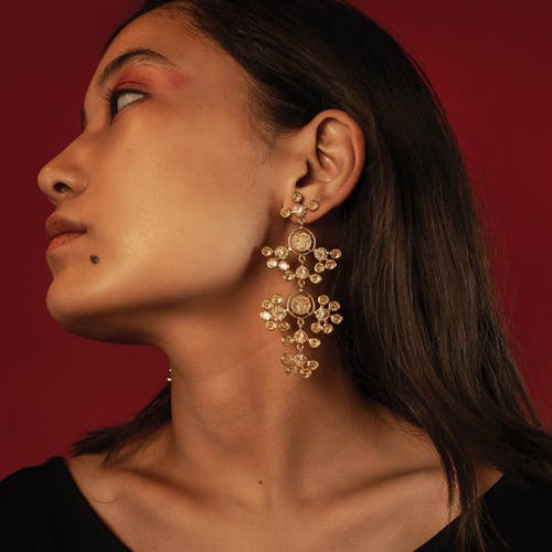 Dhwani Bhansal Inka Maxi Chandeliers In Gold Plated