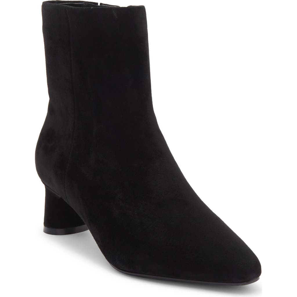 Vaneli Jaklyn Boot In Black