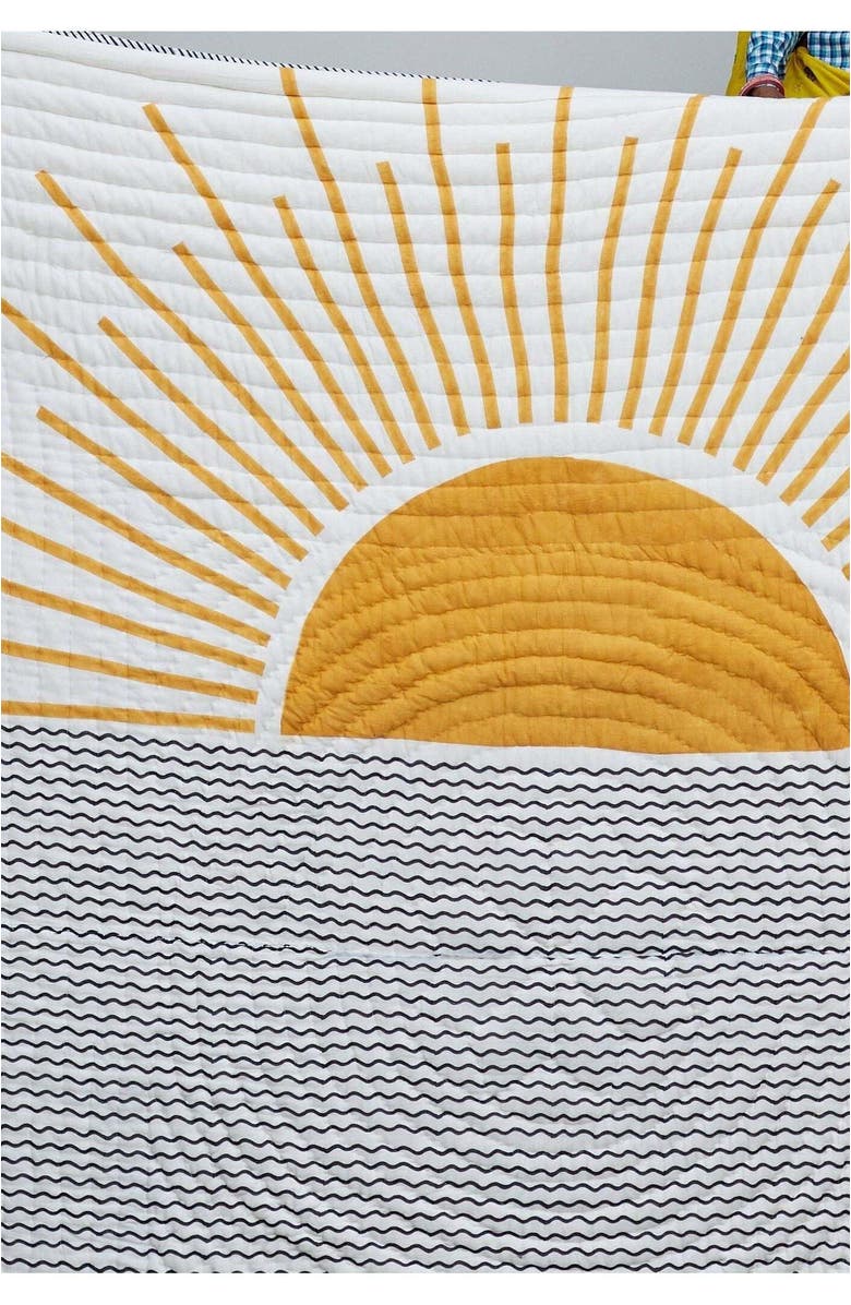 CQC LA GOOD MORNING Quilt Bedding Set With 2 Shams, Alternate, color, White, Yellow, Black