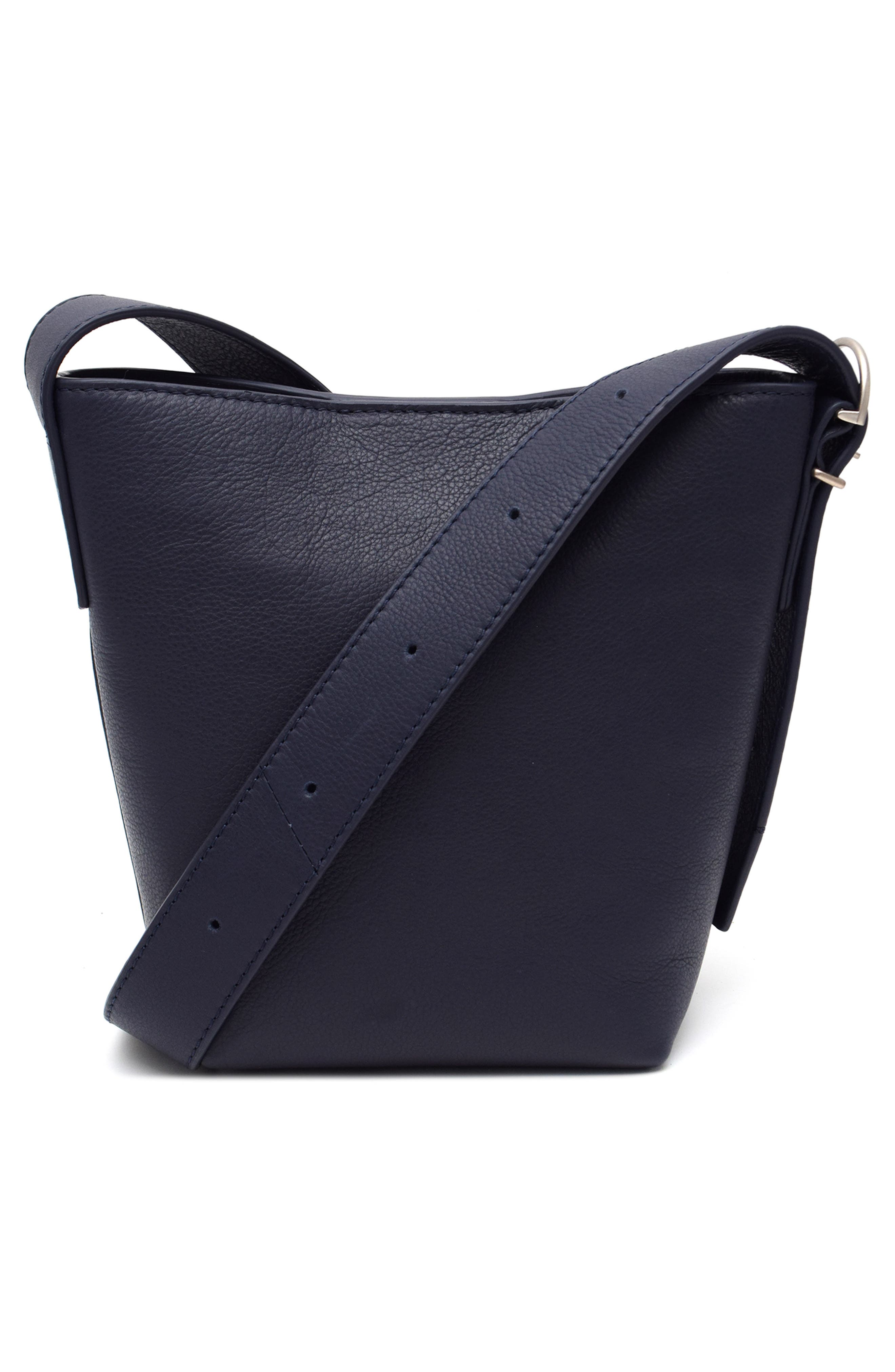 New Amsterdam Leatherworks Jayden Leather Bucket Bag, Alternate, color, Midnight