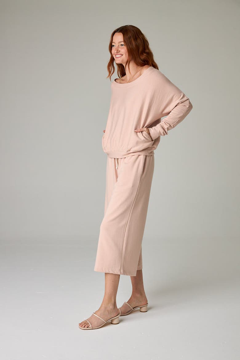 Baikal Eco-Luxe Fleece Off-Shoulder Crop Top - Cloud-Soft Comfort, Alternate, color, Rose Quartz