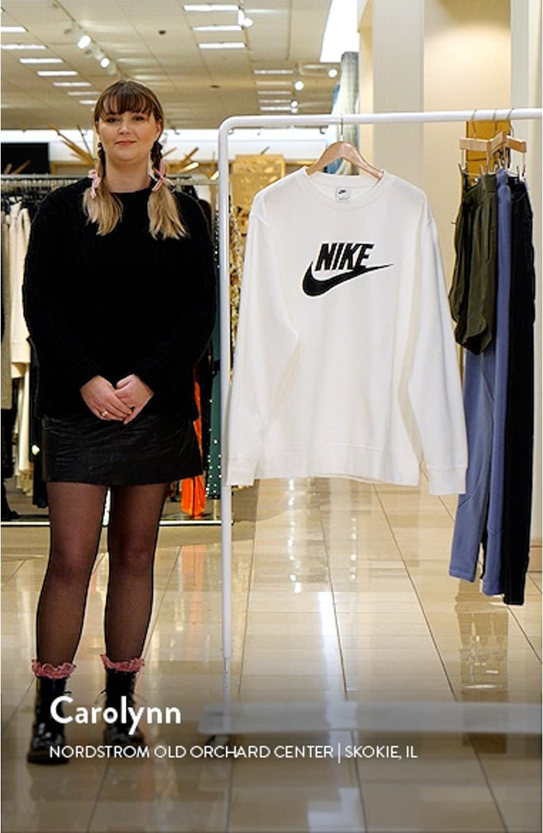 Fleece Graphic Pullover Sweatshirt, sales video thumbnail