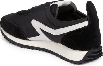 Retro Runner Sneaker