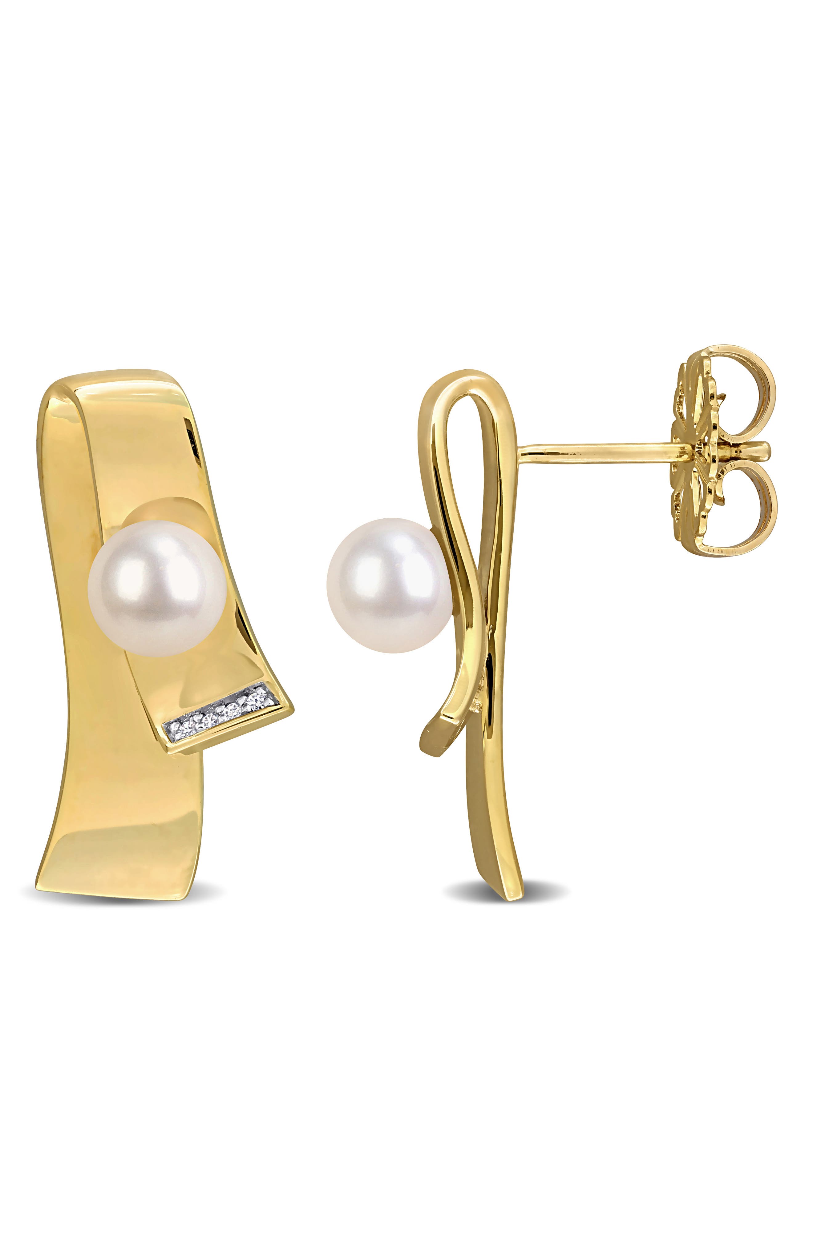 Cultured Freshwater Pearl Drop Earrings