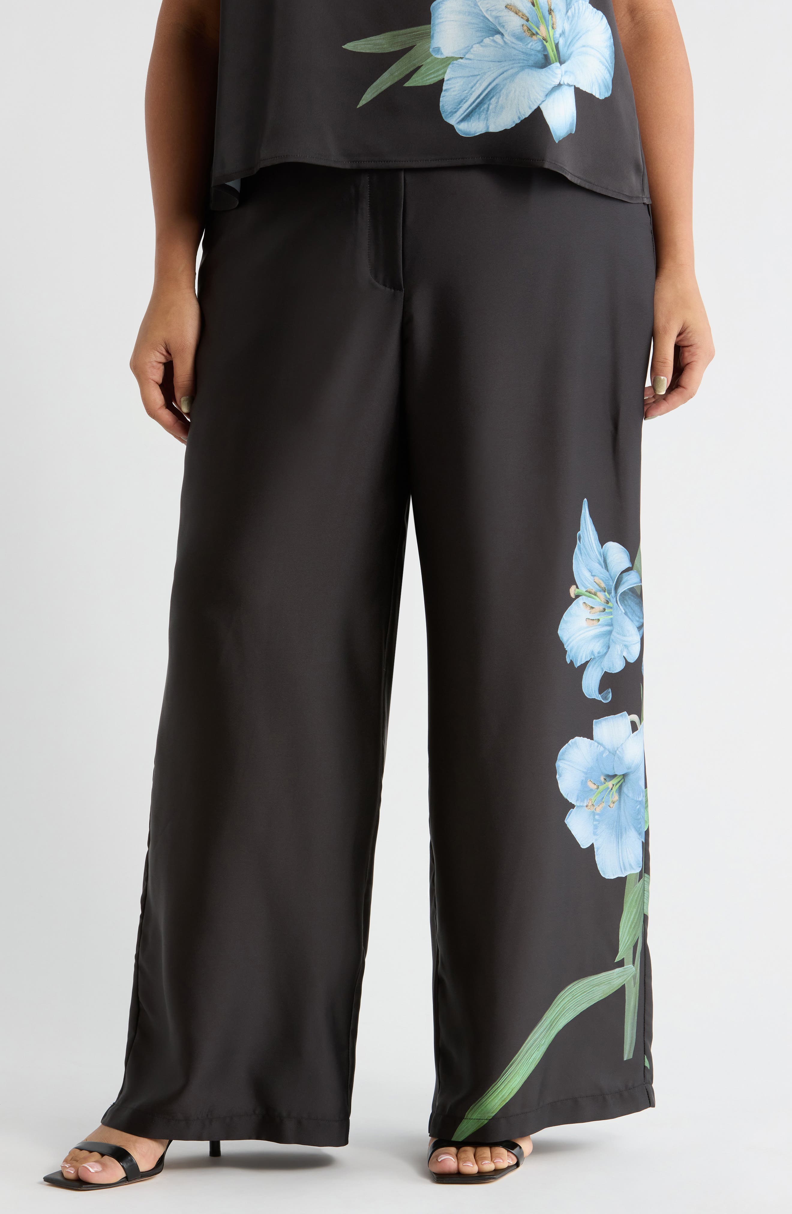 Floral Wide Leg Pull-On Pants