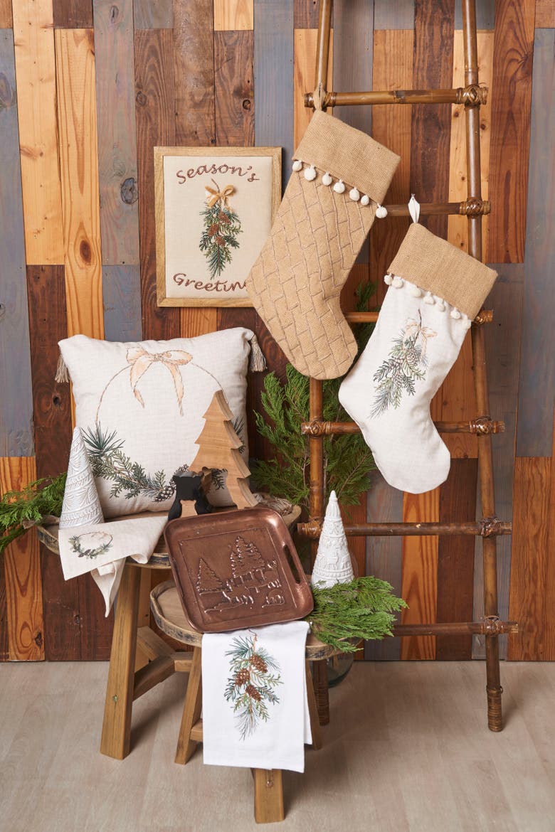 Pinecone Wreath 100% Cotton Handtowel, Alternate, color, Green