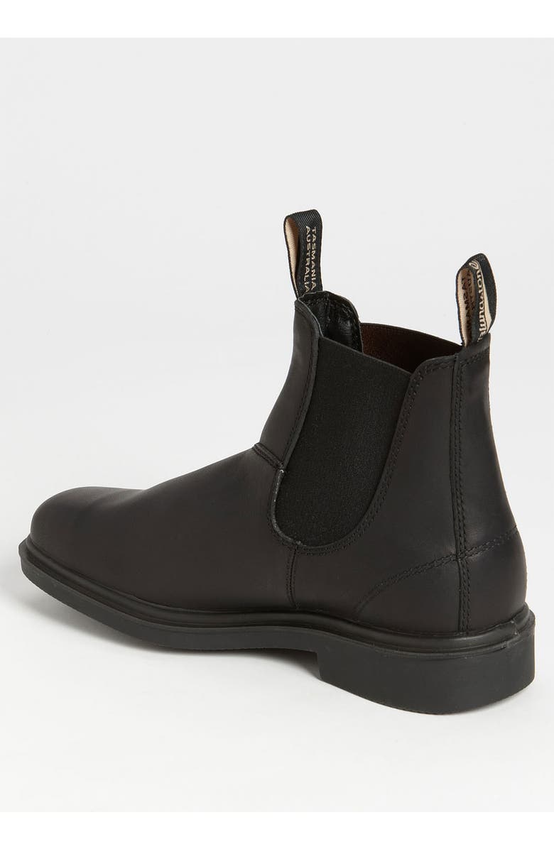 Blundstone Footwear Gender Inclusive Chelsea Boot, Alternate, color, Rustic Black Leatherdnu