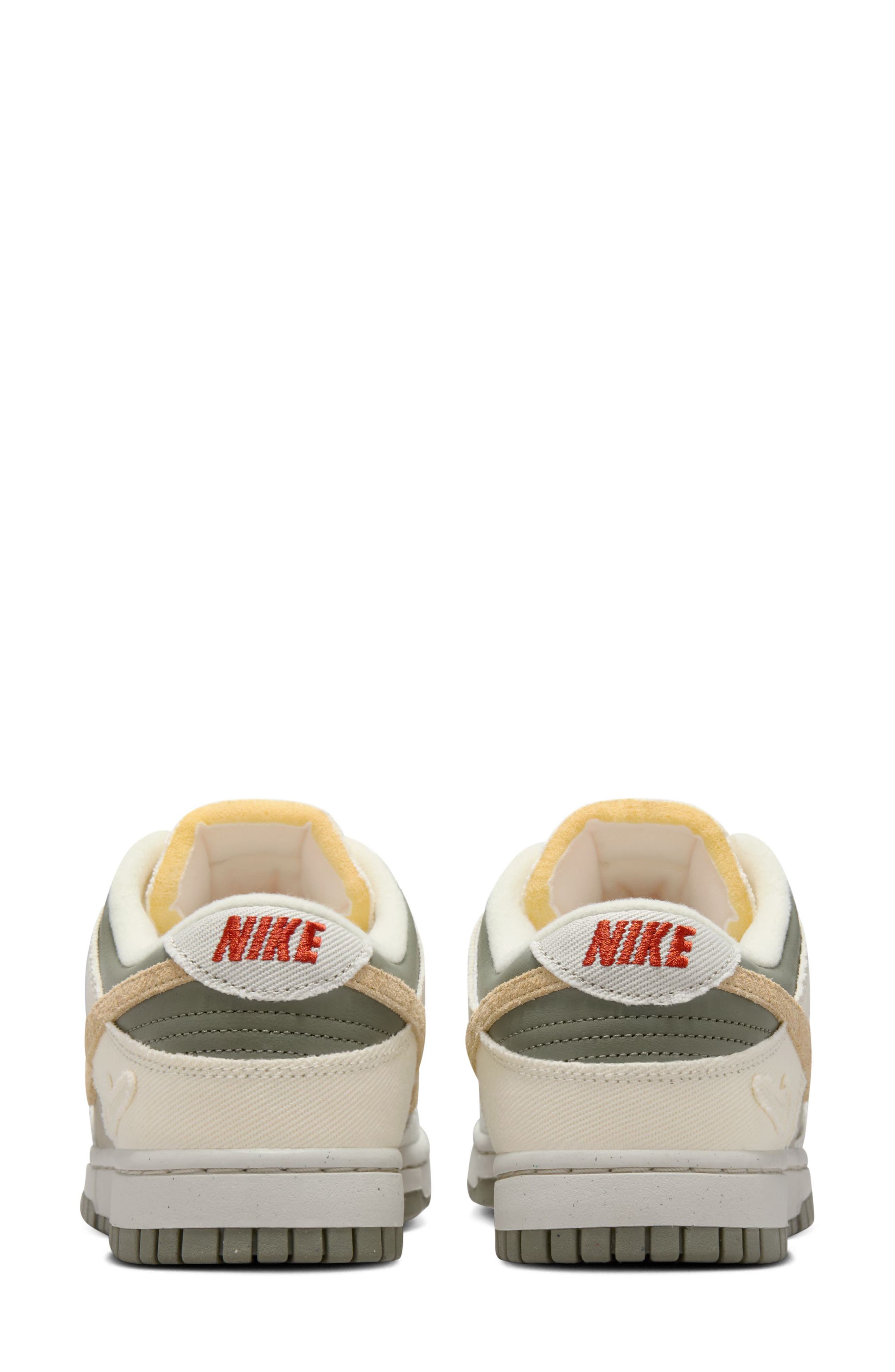 Nike Dunk Low Basketball Sneaker, Alternate, color, 