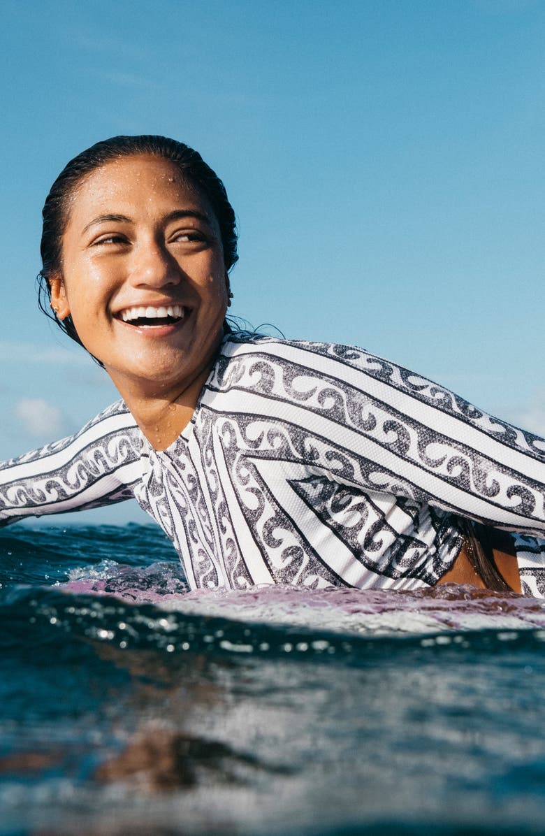 Billabong Wave Watcher Long Sleeve Crop UPF 50+ Rashguard, Alternate, color, 