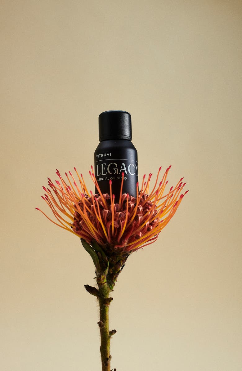 Vitruvi Legacy Essential Oil Blend, Alternate, color,