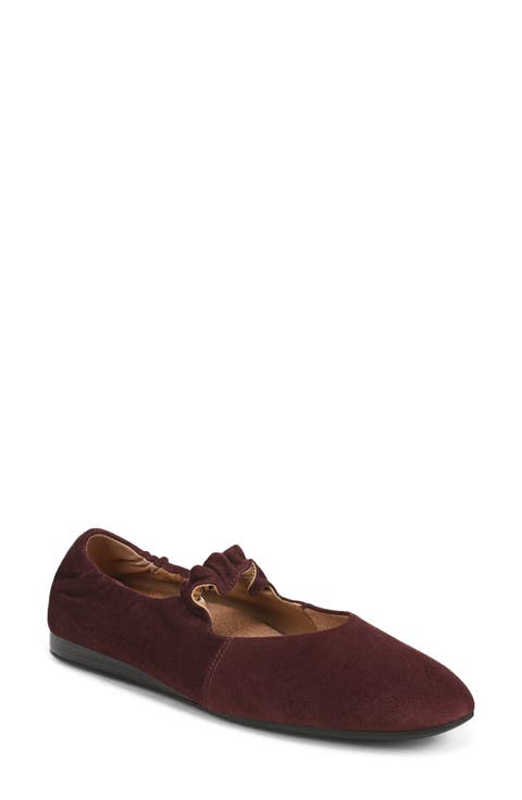 Leonie Mary Jane Flat