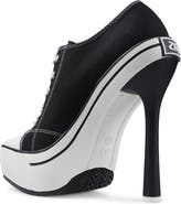 ZIGI Hally Pointed Toe Platform Pump