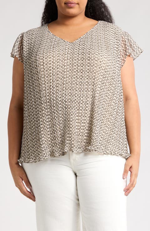 Pleated Flutter Sleeve Top (Plus)