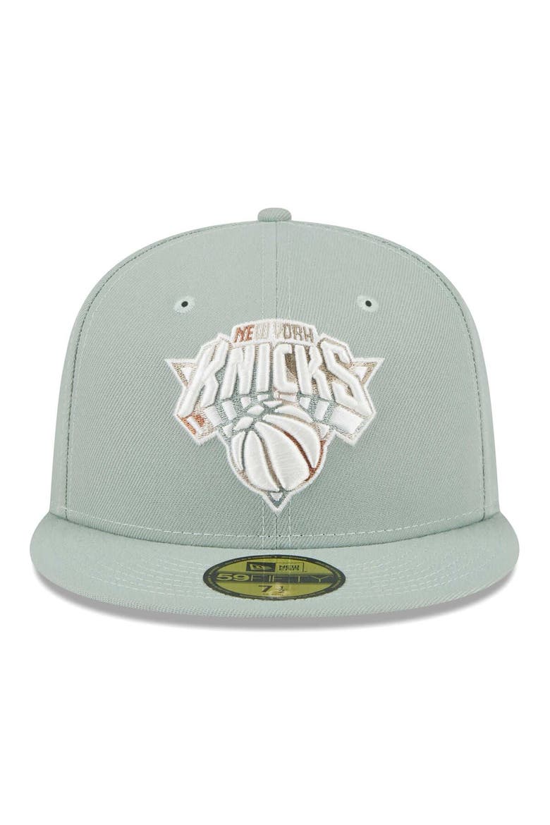 Men's New Era  Green New York Knicks Springtime Camo 59FIFTY Fitted Hat, Alternate, color, Green