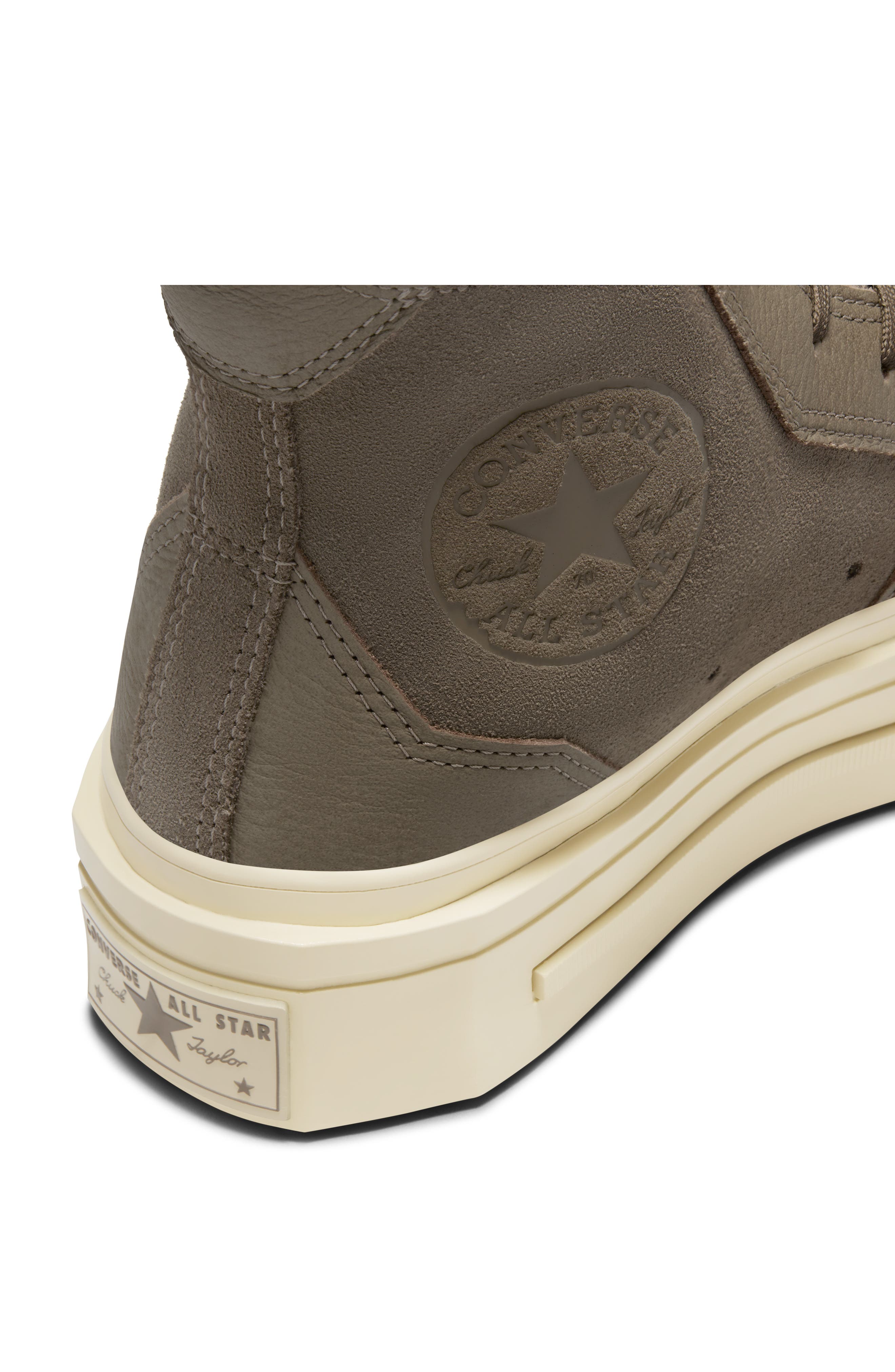 Converse Gender Inclusive Chuck 70 De Luxe Square Toe Platform High Top Sneaker, Alternate, color, 