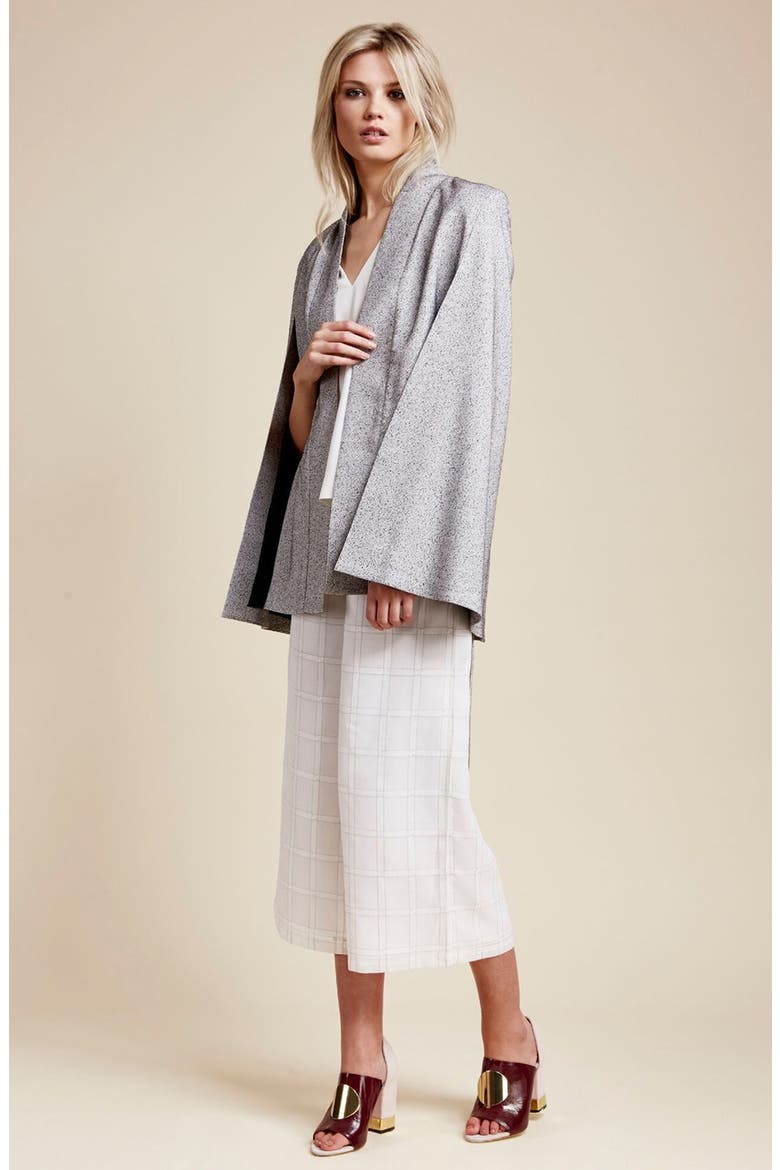 the Label 'Best Kind' Cape, Alternate, color, COOKIES AND CREAM