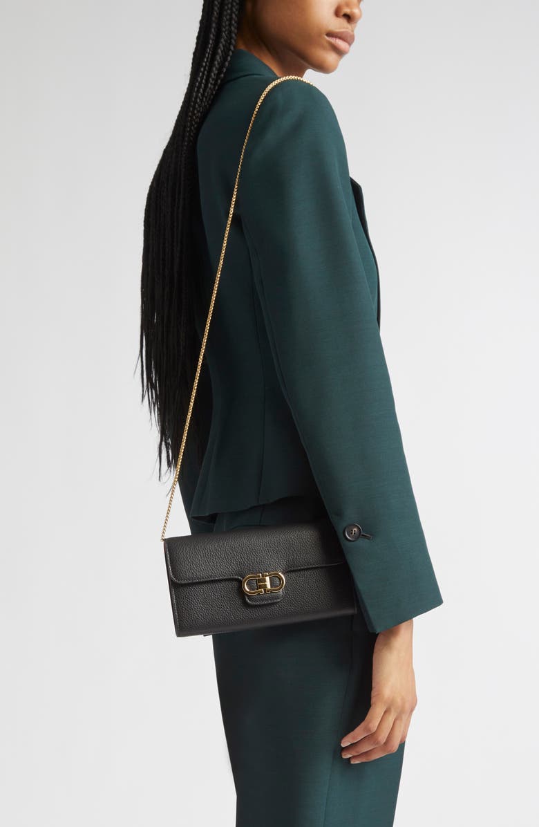 FERRAGAMO Gancio Grained Leather Wallet on a Chain, Alternate, color, Nero/ Flame Red