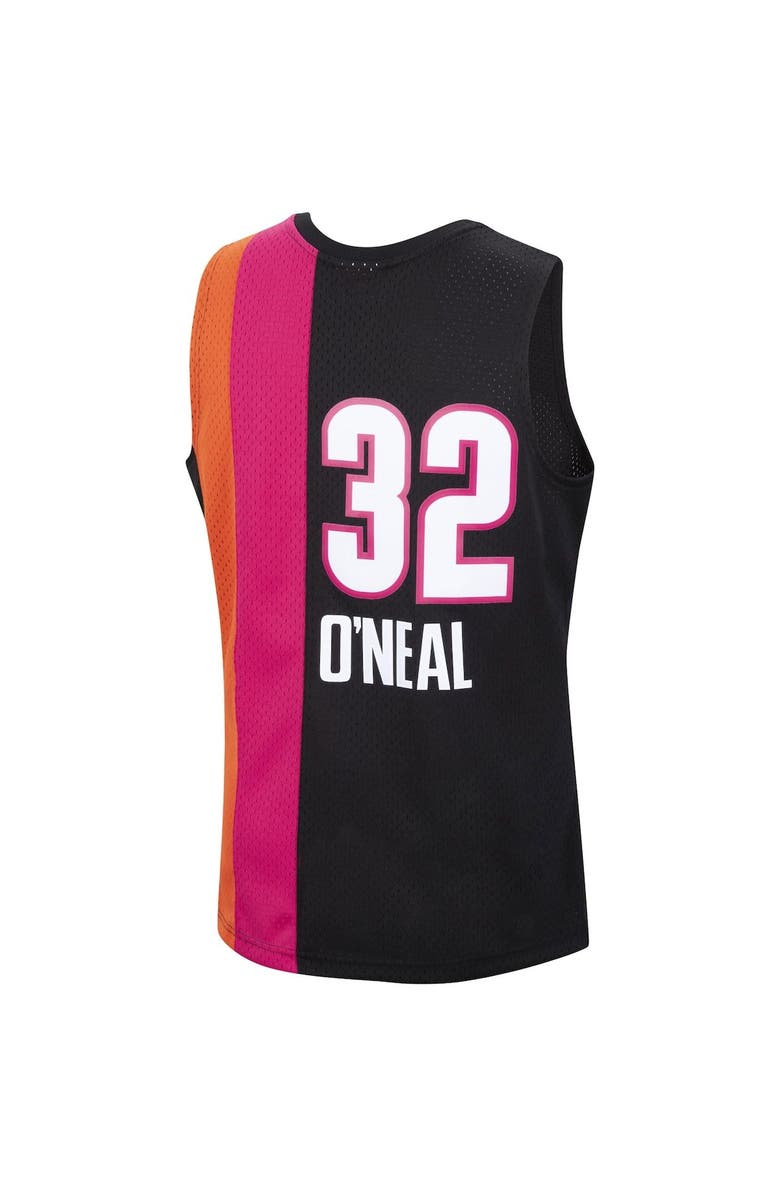 Mitchell & Ness Men's Mitchell & Ness Shaquille O'Neal Black Miami Heat 2005/06 Hardwood Classics Swingman Jersey, Alternate, color, 