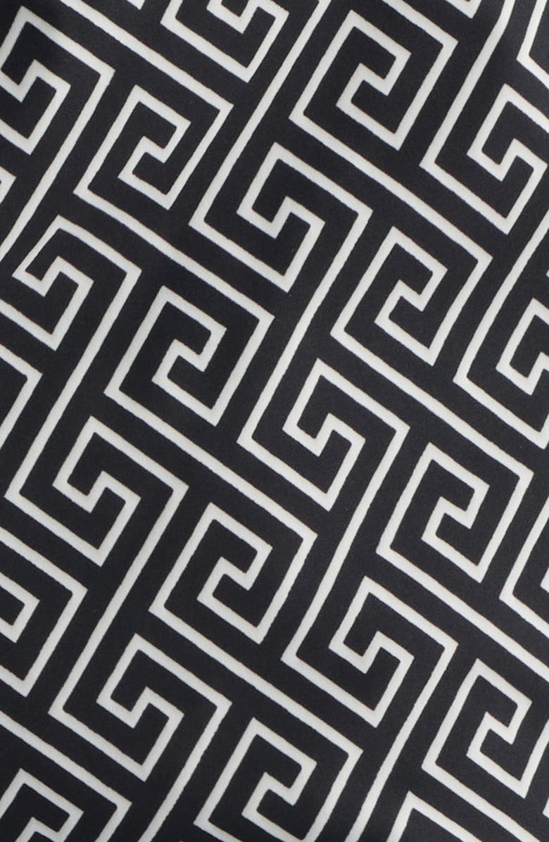 Bugatchi Cruz Print Swim Trunks, Alternate, color, Black