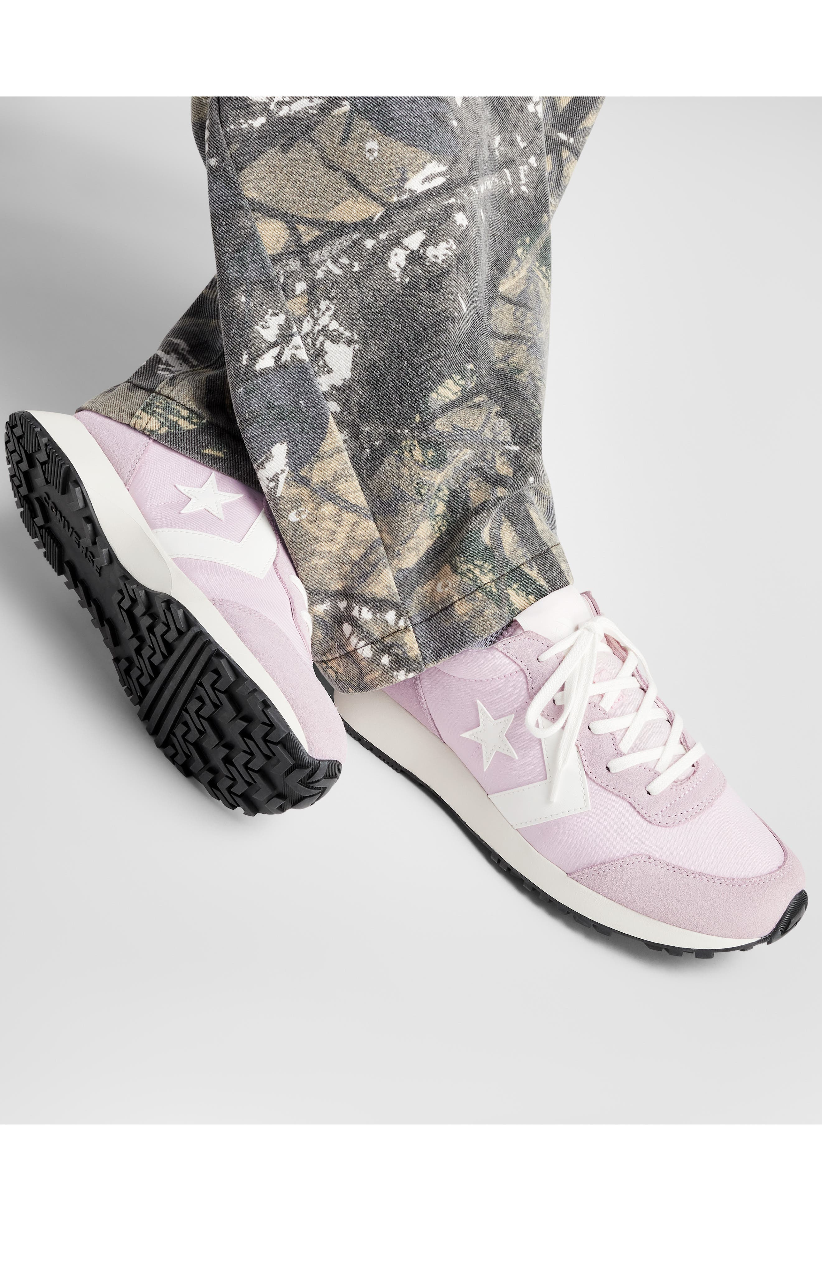 Converse Gender Inclusive Omega Trainer Sneaker, Alternate, color, 