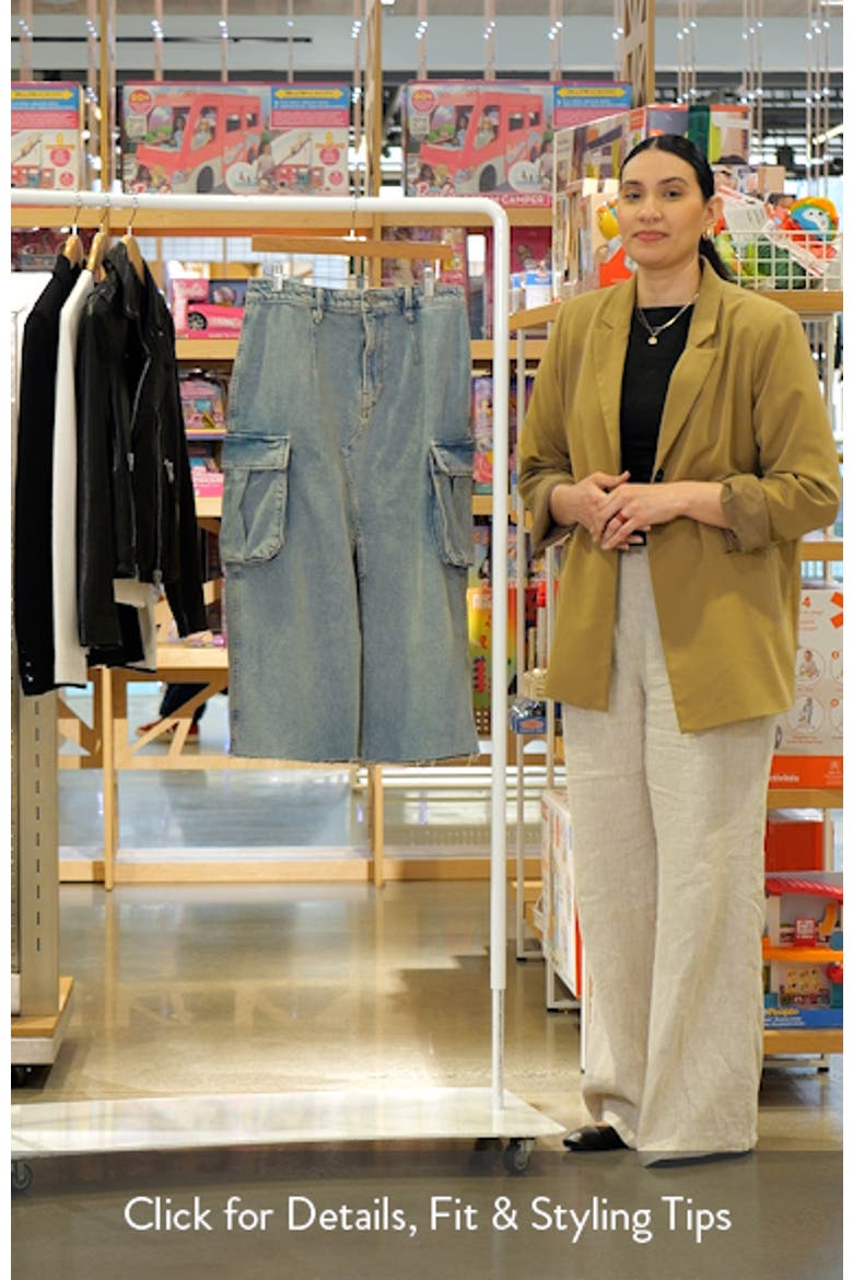 Frayed Hem Denim Cargo Skirt video