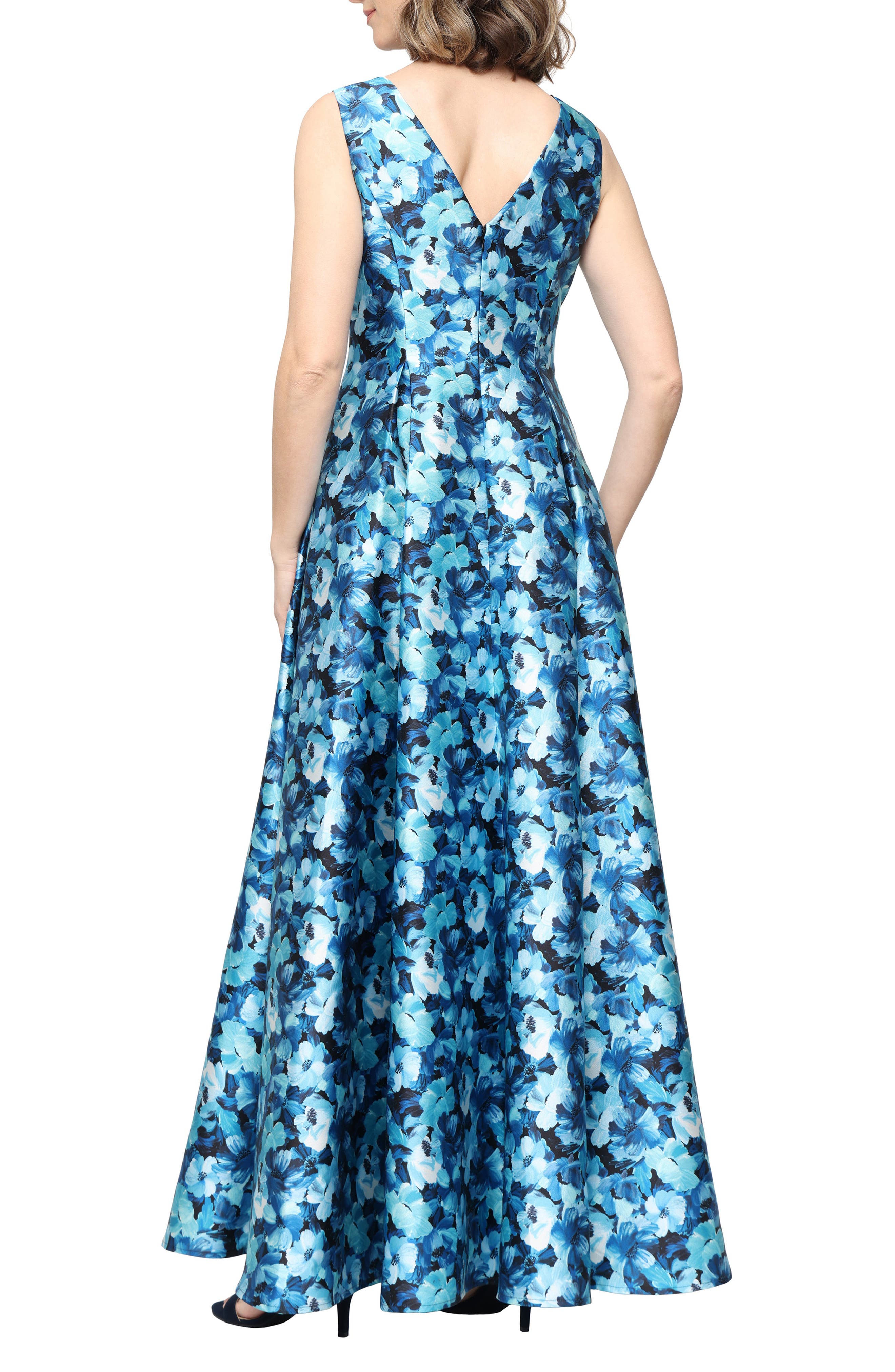 Sleeveless Mikado Gown - image 2
