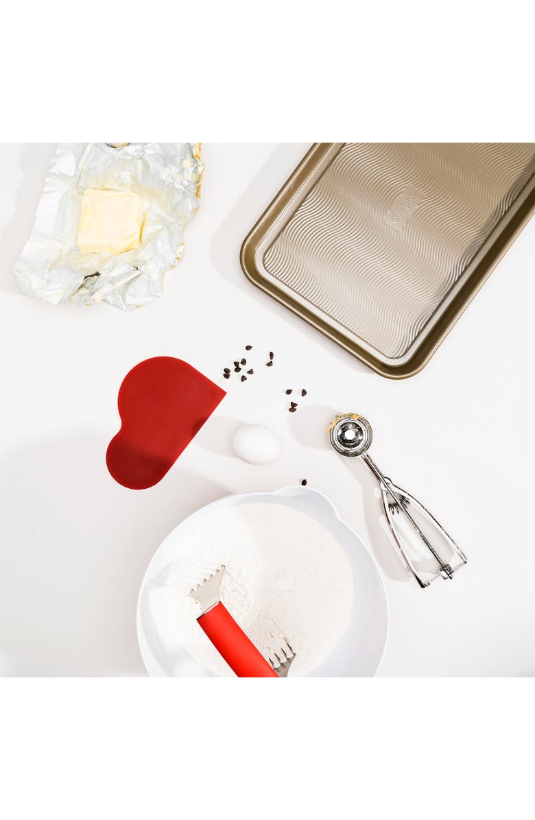 CUISIPRO 5.25 Inch Deluxe Pastry Blender, Red, Alternate, color, Red