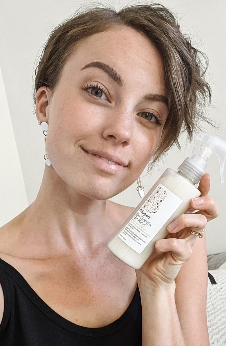 Briogeo Be Gentle, Be Kind Aloe + Oat Milk Ultra Soothing Detangling Spray, Alternate, color,