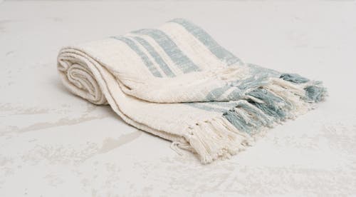 Carol & Frank 50" X 60" Morgan Tasseled Woven Throw In Blue