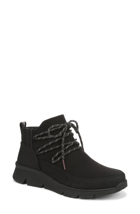 Charisma Water Repellent Ankle Bootie (Women)