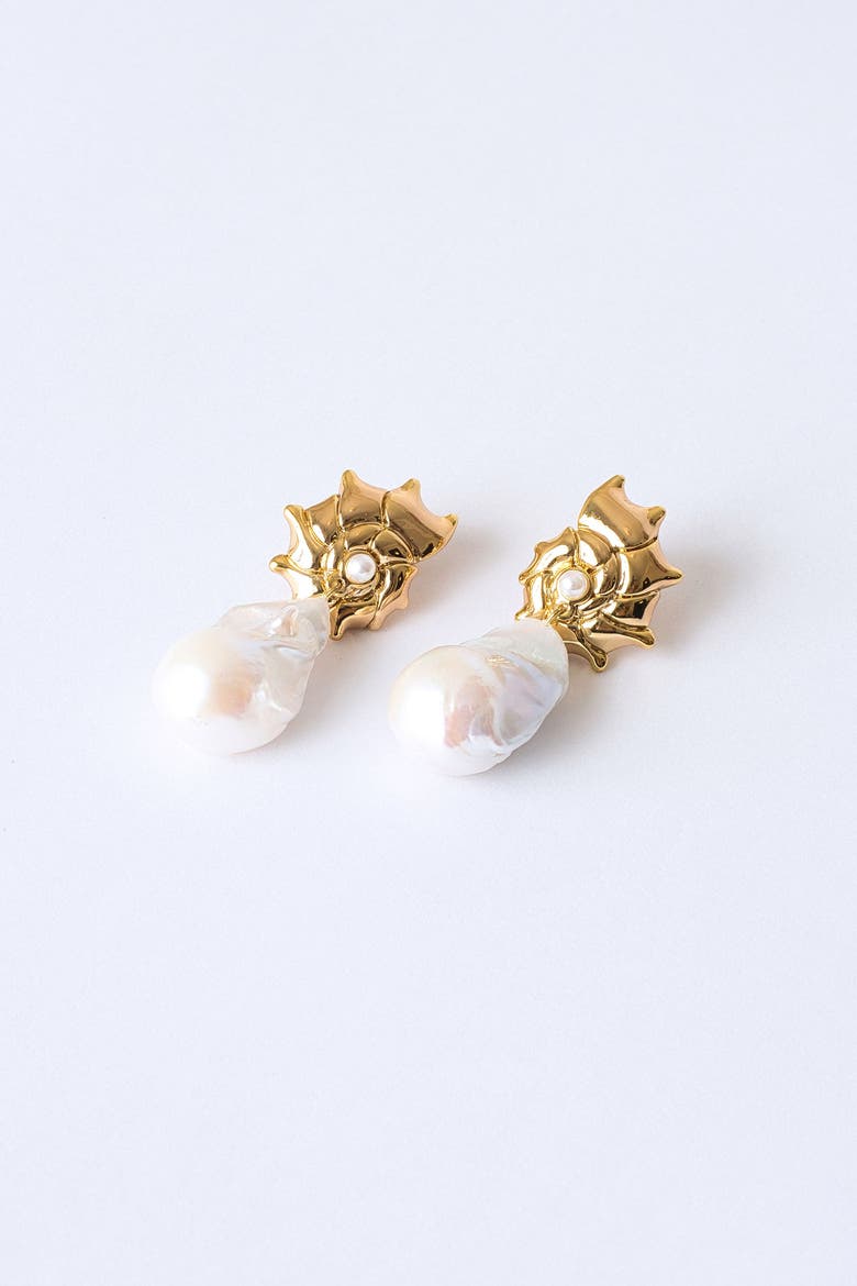 Leah Seashell Freshwater Baroque Pearl Drop Earrings, Alternate, color, Gold
