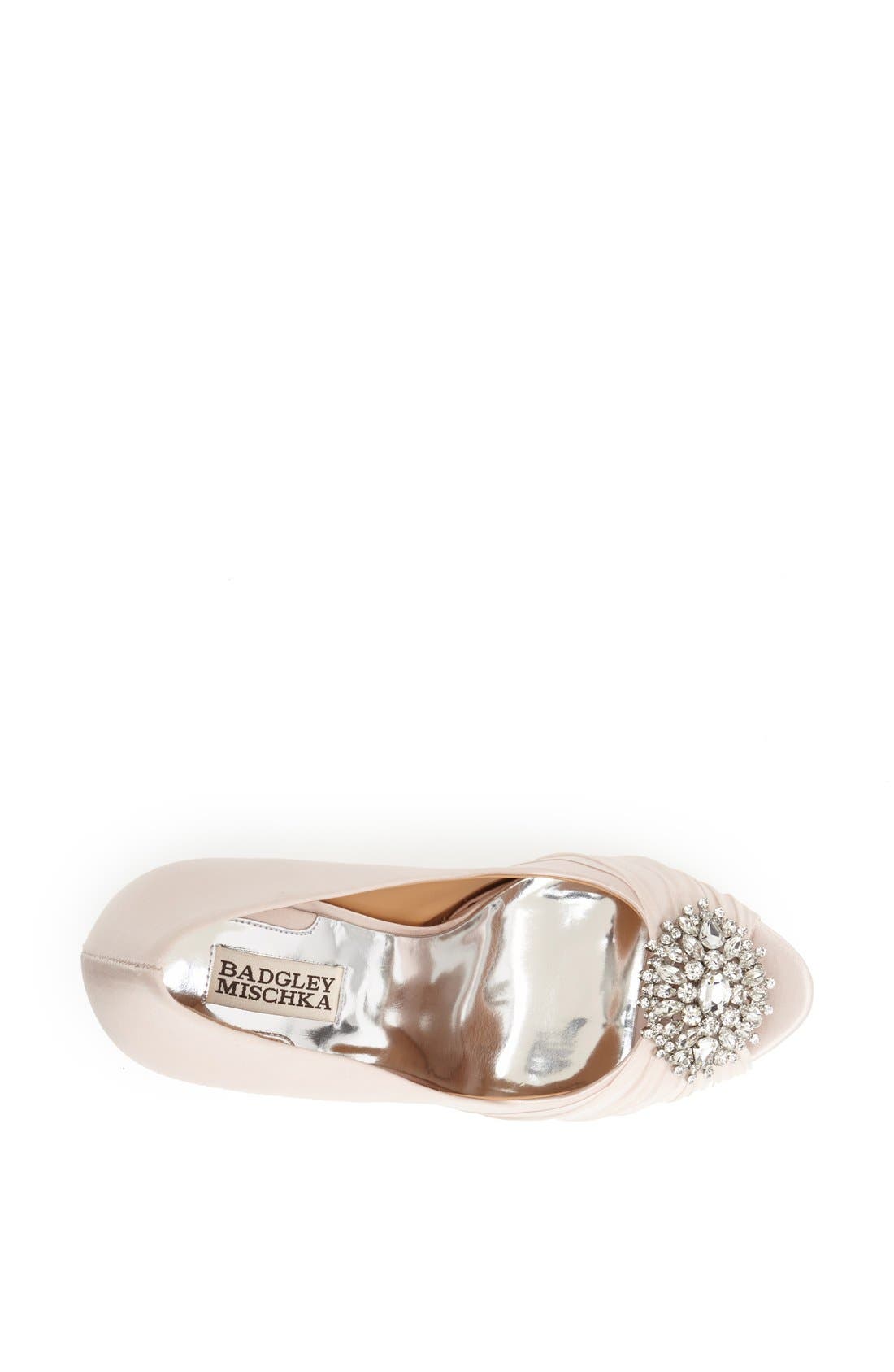 Badgley Mischka 'Petal' Pump, Alternate, color, LIGHT PINK