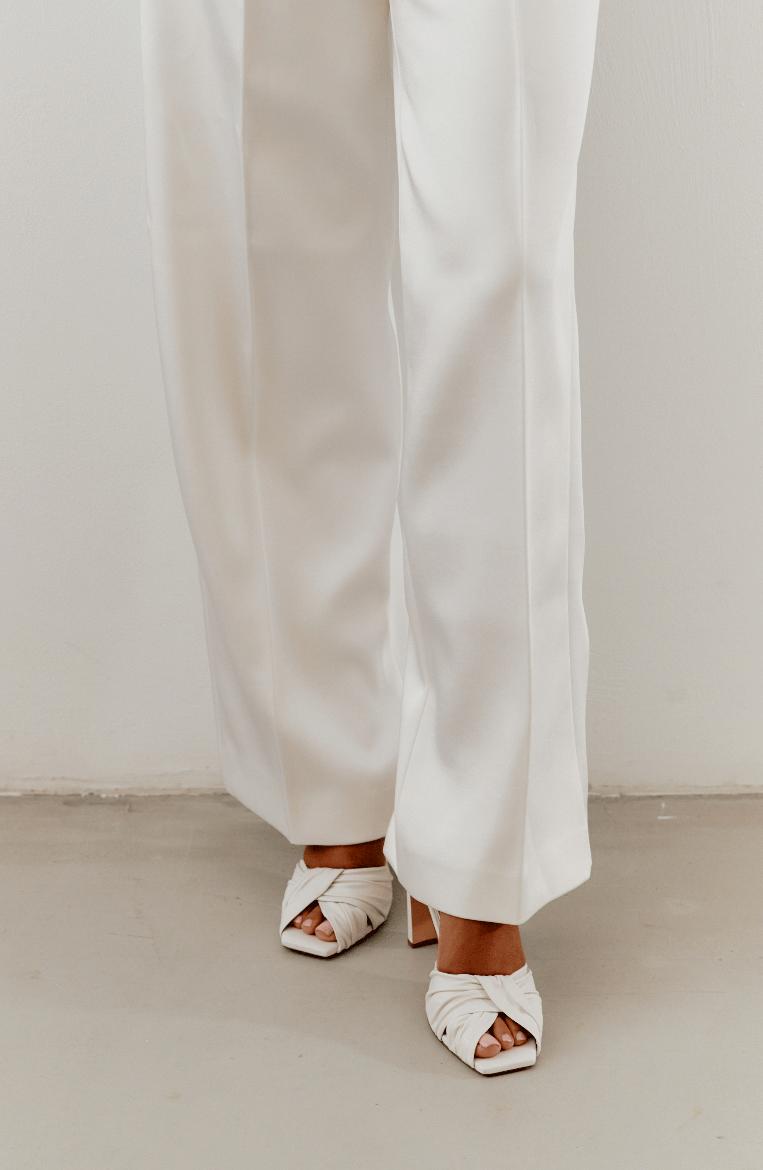 Skyler Pump, Alternate, color, White