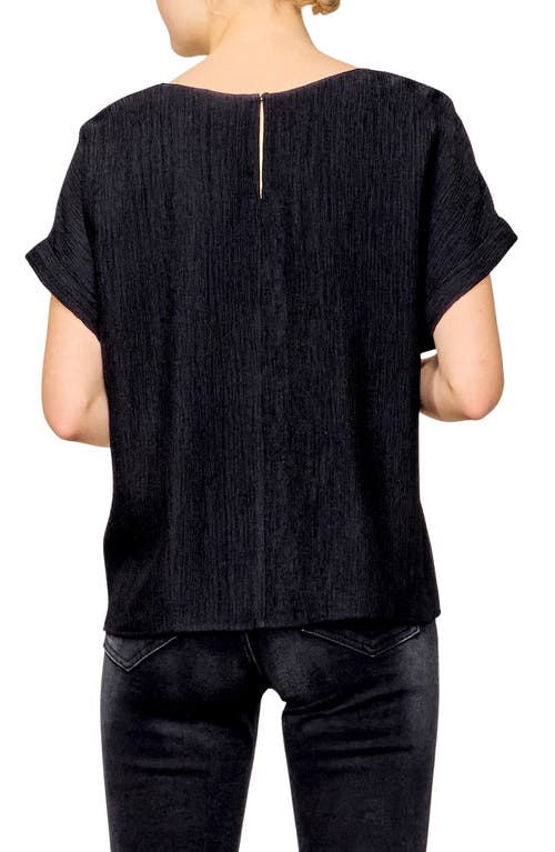 Melloday Cuffed Short Sleeve Plissé Top In Black