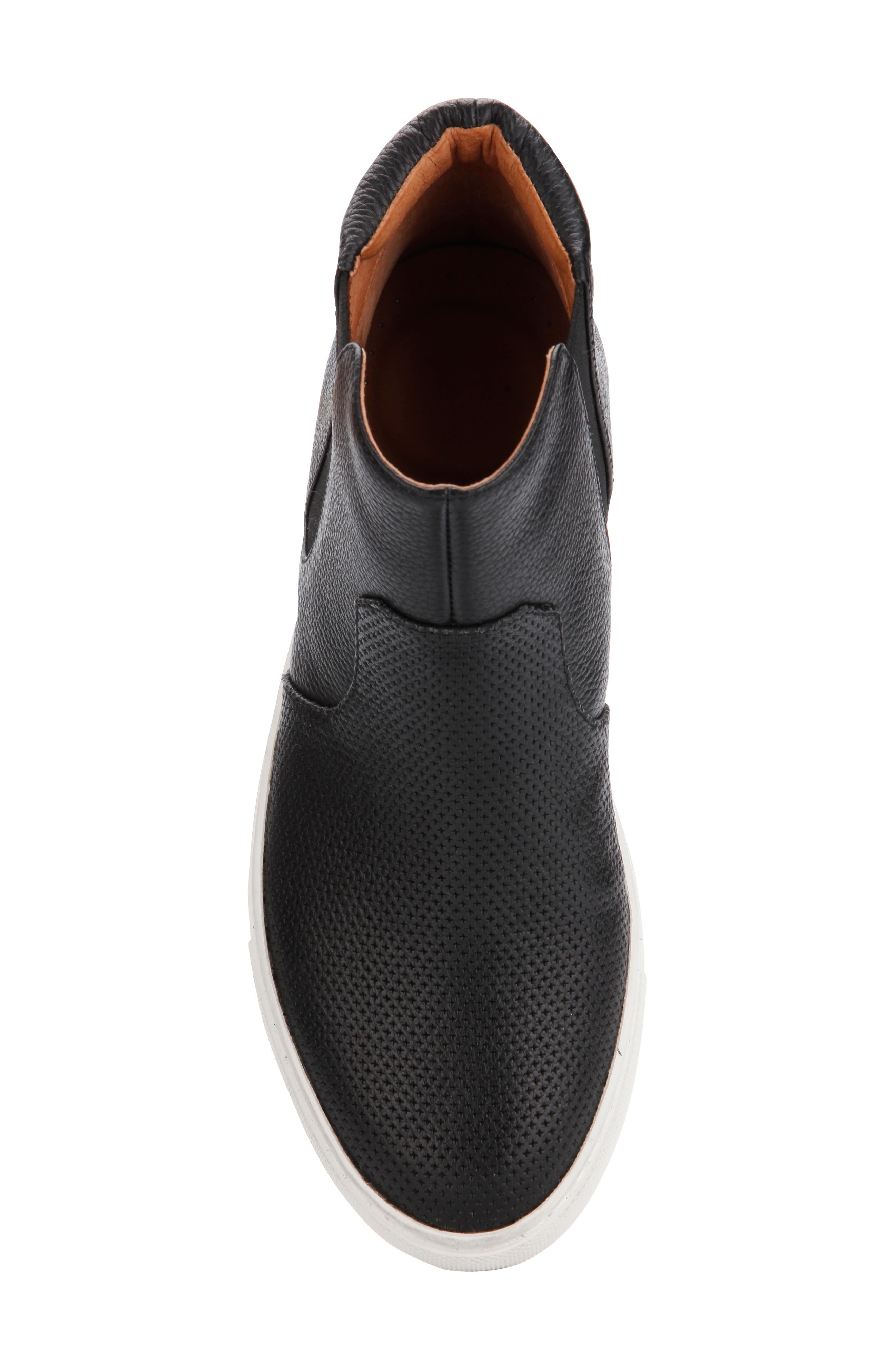 Gentle Souls by Kenneth Cole Carter Sneaker, Alternate, color, 