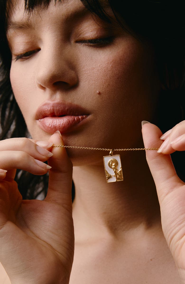 Freya Rose Rectangle Woman
Moon Necklace, Alternate, color, Gold
