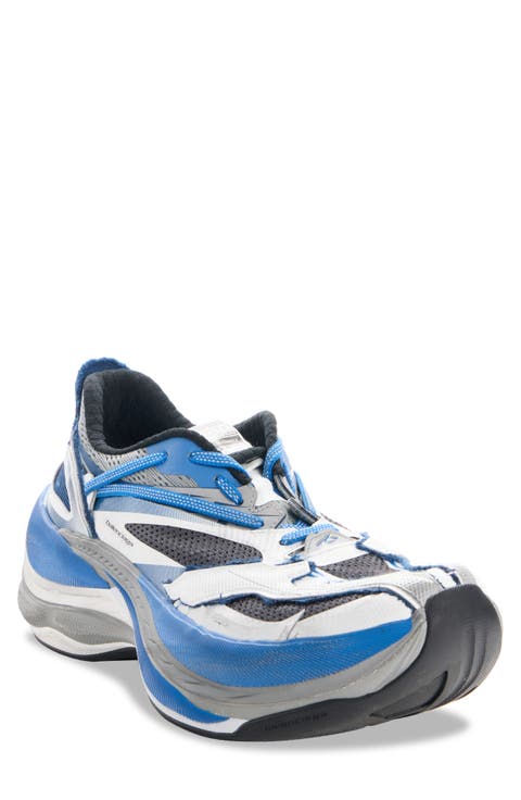 Jet Sneaker