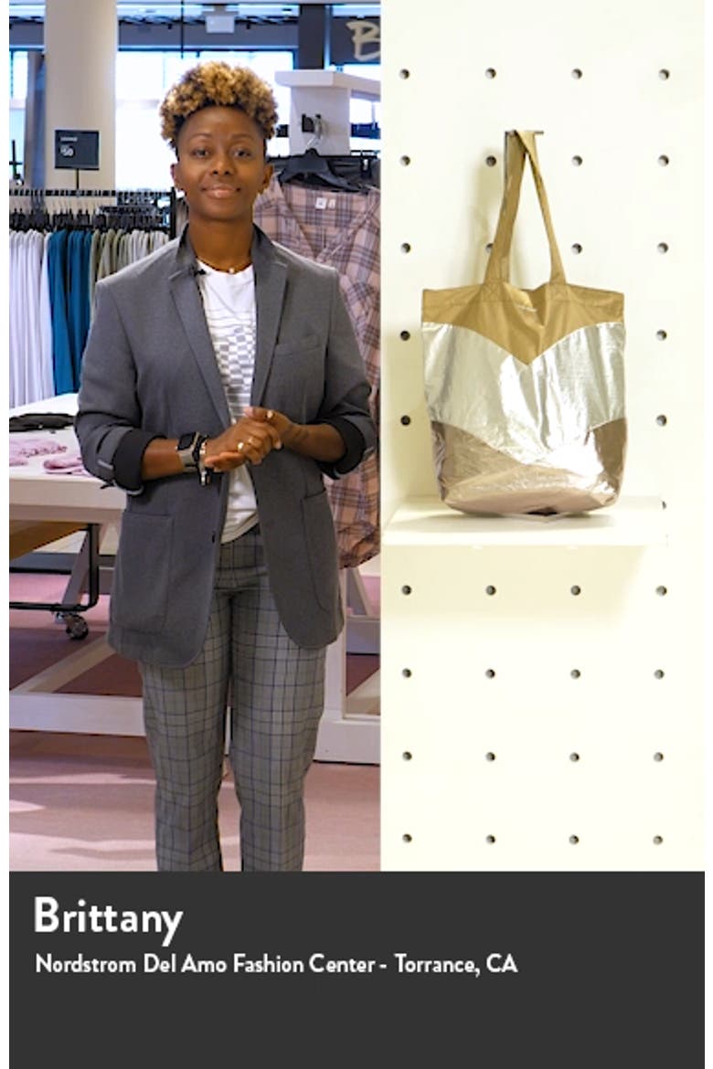 Woom Packable Nylon Tote video