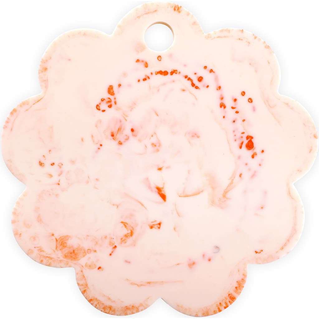 Casa Amarosa Scalloped Resin Cheese & Charcuterie Board