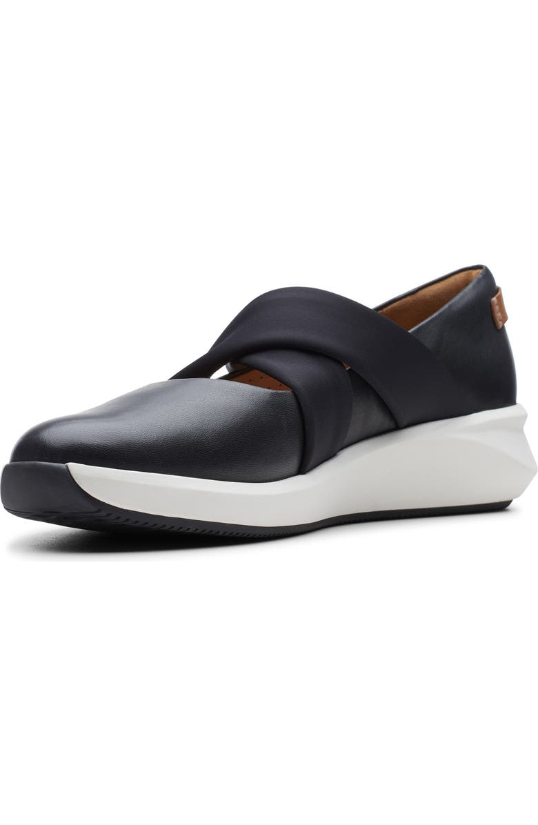 Clarks<sup>®</sup> Un Rio Cross Sneaker, Alternate, color,