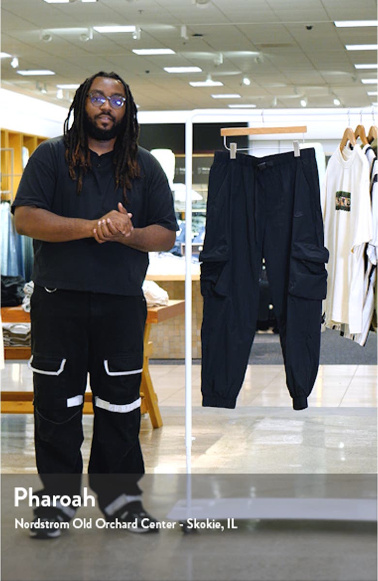 Tech Water Repellent Woven Cargo Pants, sales video thumbnail