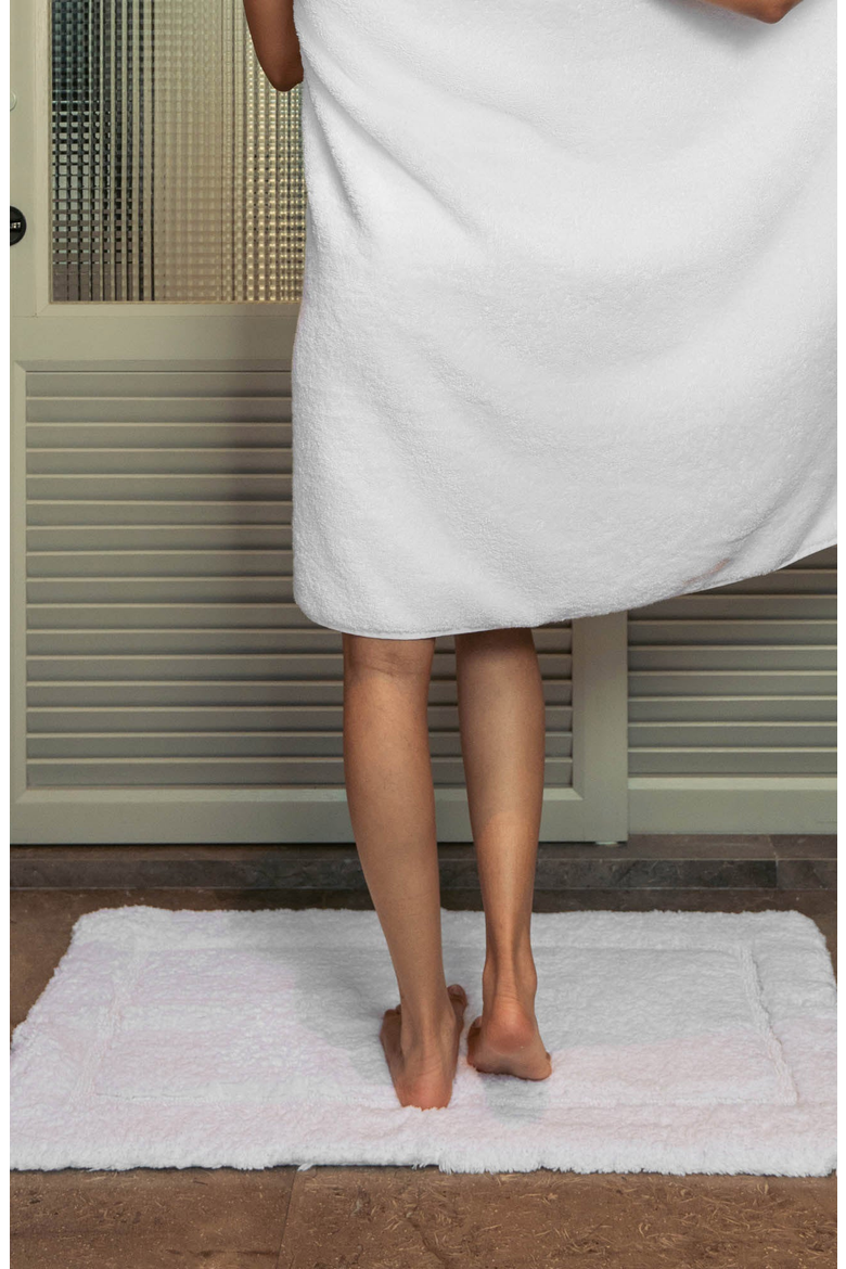 Ultraplush Skid-Resistant Bath Mat, Alternate, color, White