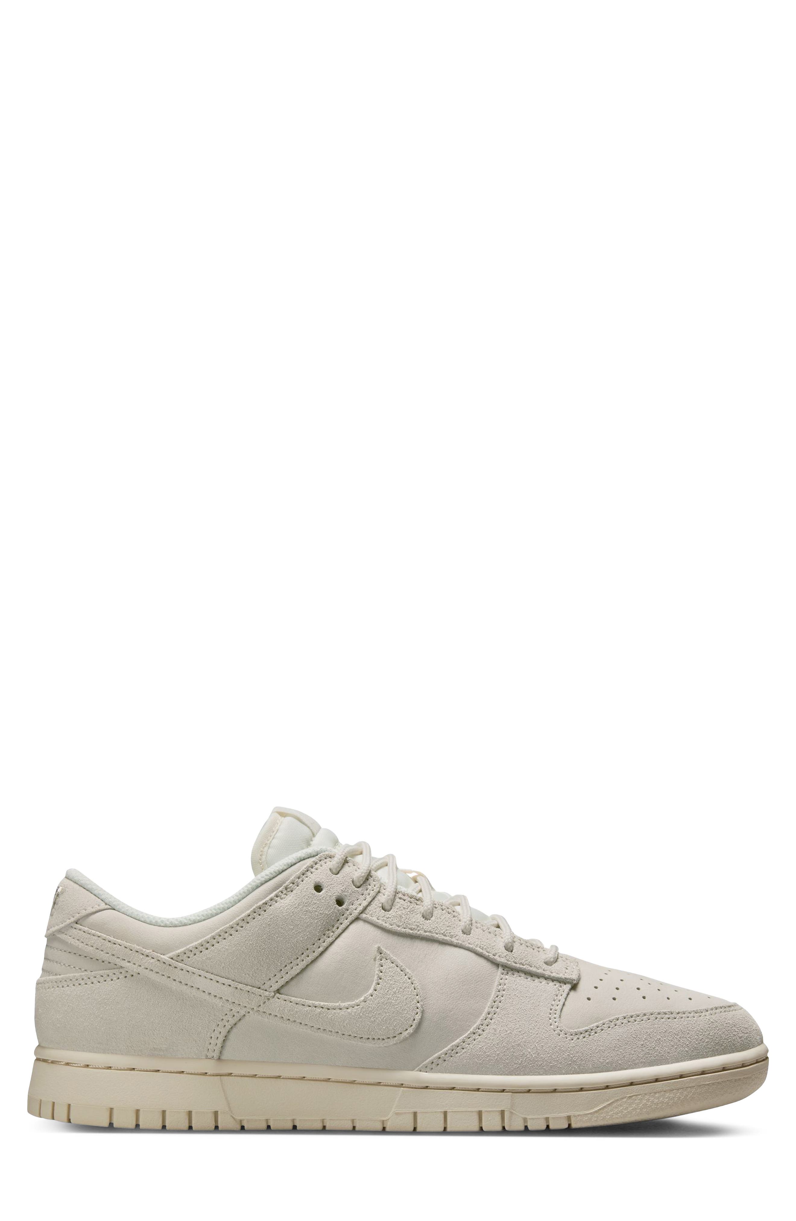 Dunk Low Basketball Sneaker - image 4