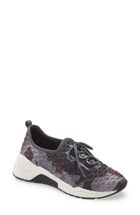 Rodger Sneaker (Women)