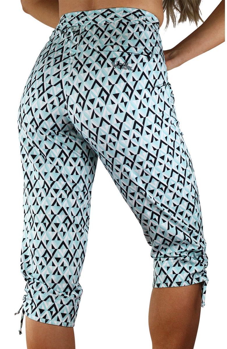 UV Skinz Beach Capris, Alternate, color, Black Jewels